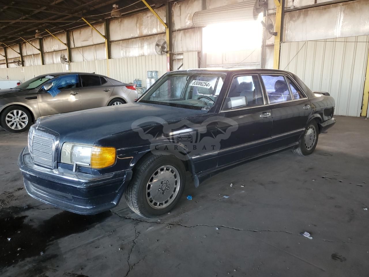 Mercedes-Benz 560 5.6L 8 1990