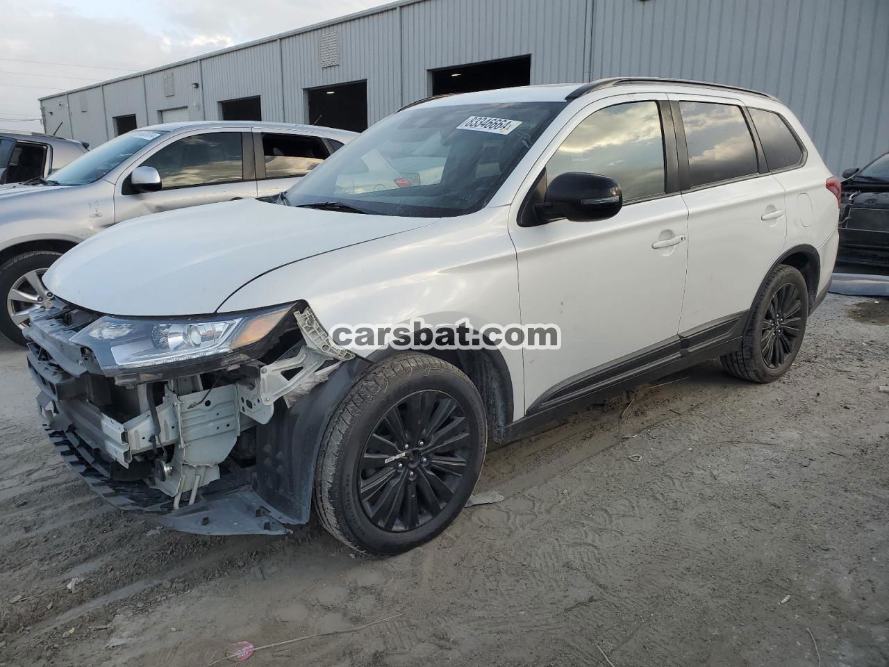 Mitsubishi Outlander 2.4L  4 2020