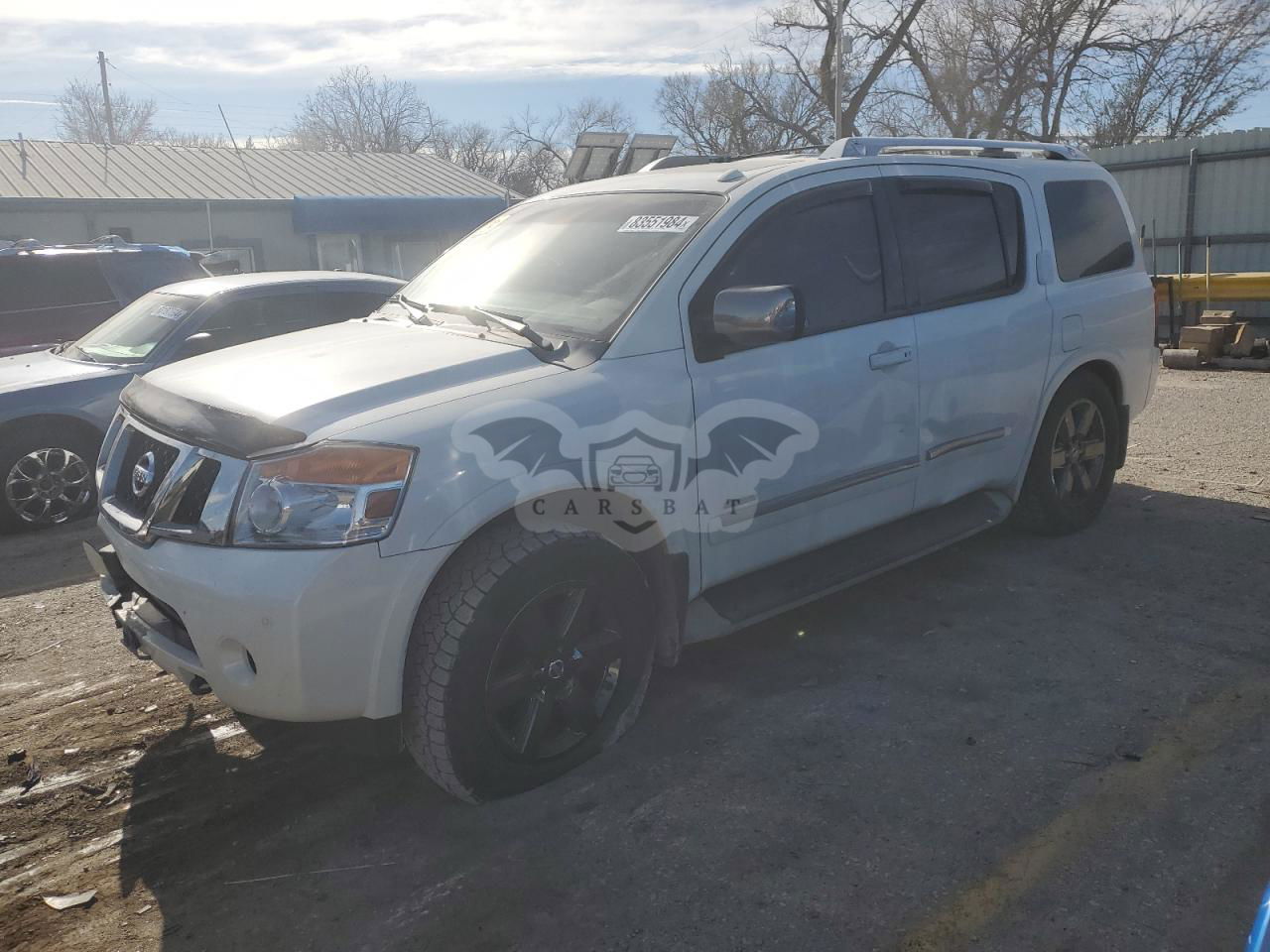 Nissan Armada PLATINUM 5.6L  8 2013