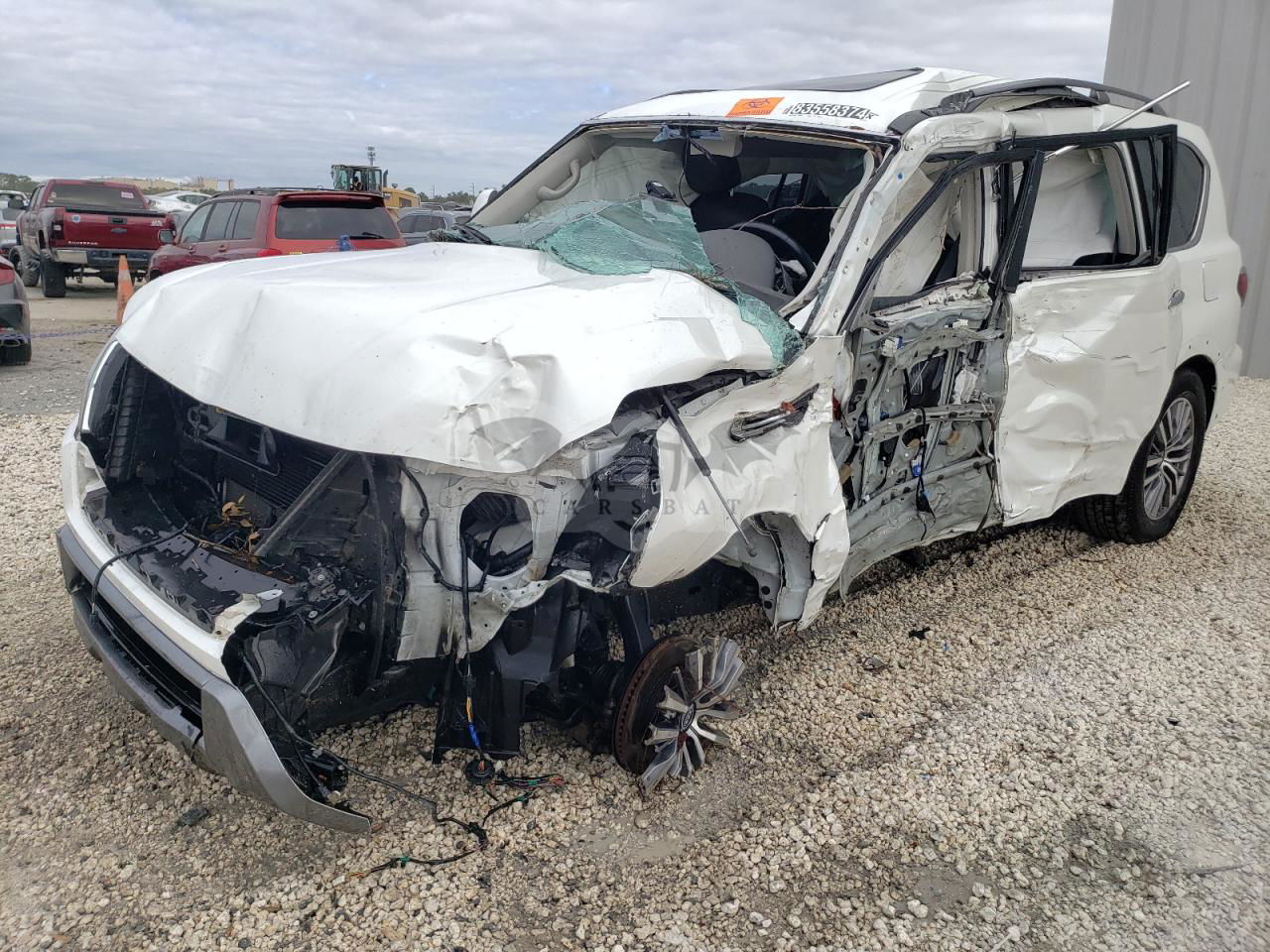 Nissan Armada SL 5.6L  8 2023