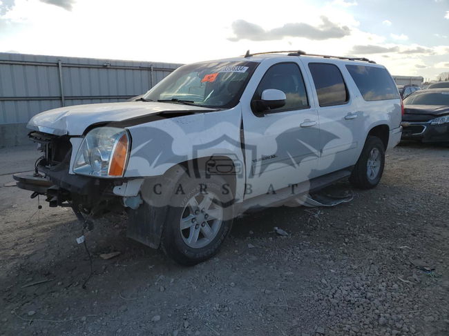 GMC Yukon K1500 SLT 5.3L  8 2011