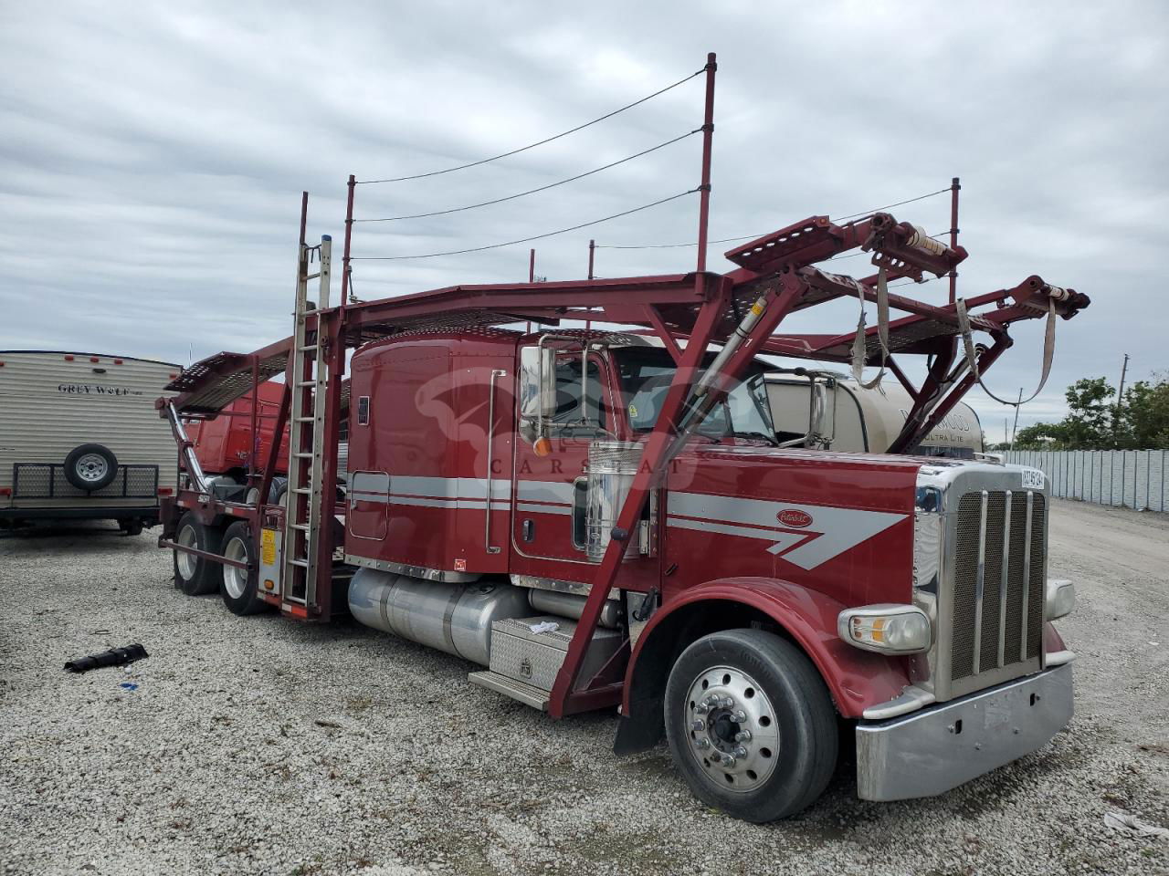 Peterbilt 389/520 12.9L  6 2017