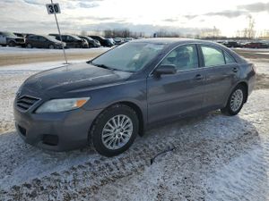 Toyota Camry BASE 2.5L 4 2011