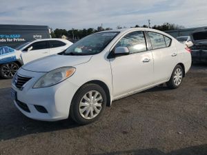 Nissan Versa S 1.6L 4 2014