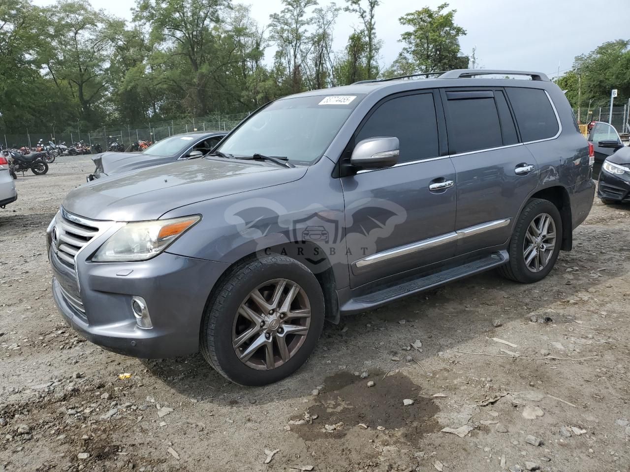 Lexus LX 570 5.7L 8 2013