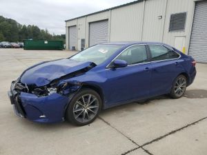 Toyota Camry LE 2.5L 4 2015
