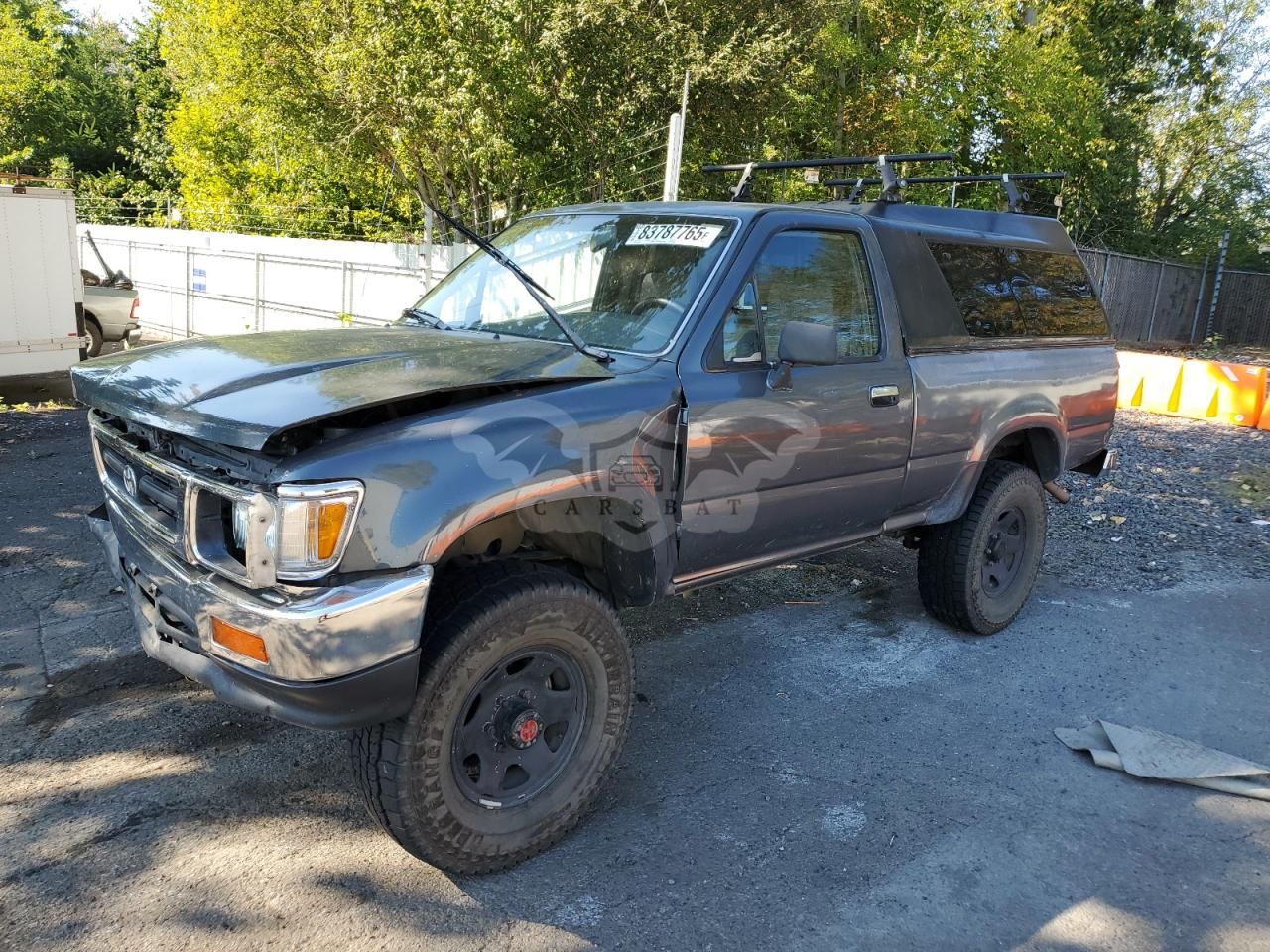 Toyota Hilux 1/2 TON SHORT WHEELBASE DLX 2.4L 4 1992