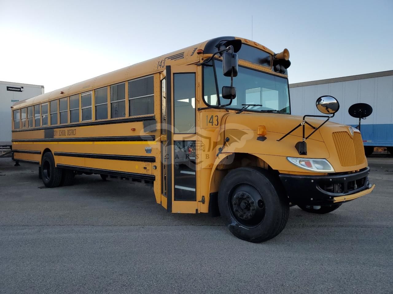 IC Corporation CE Series CE 7.6L 6 2014