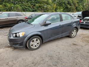 Chevrolet Aveo (Sonic) LT 1.8L 4 2013