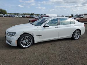 BMW 7 Series LXI 4.4L 8 2015