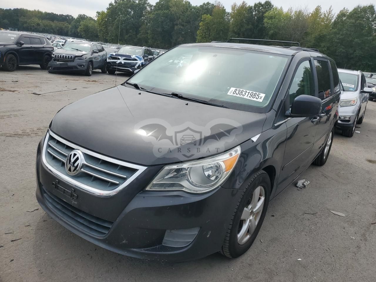 Volkswagen Routan SE 3.6L 6 2011