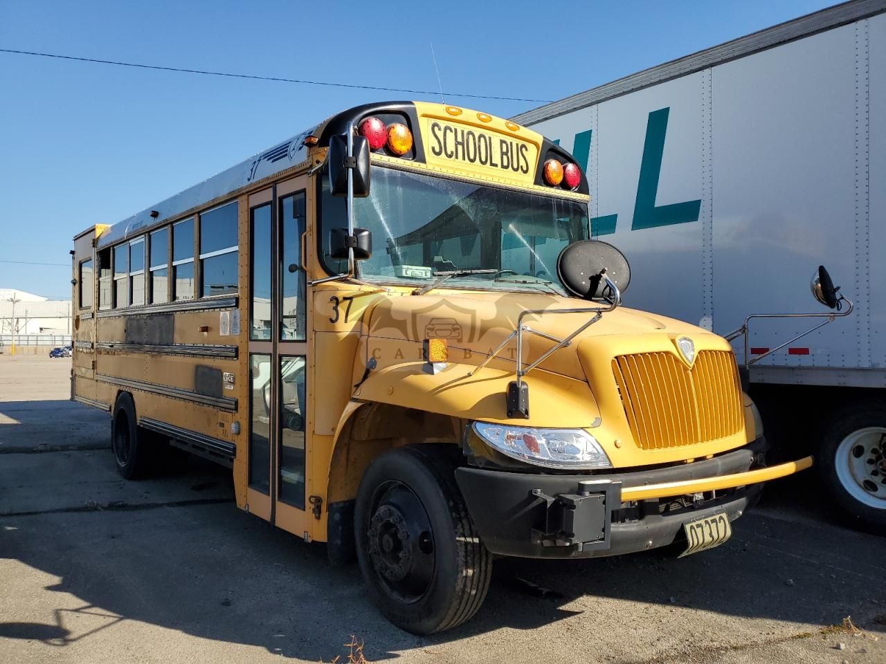 IC Corporation CE Series CE 6.4L 8 2011