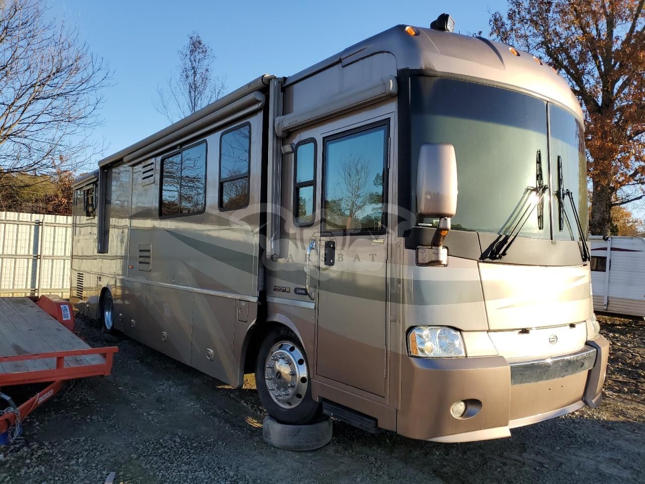 Freightliner X-line X LINE MOTOR HOME 6 2005