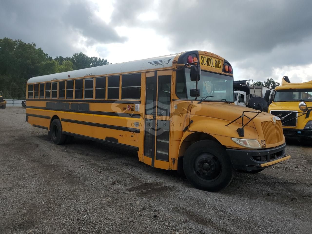 IC Corporation CE Series CE 7.6L 6 2014