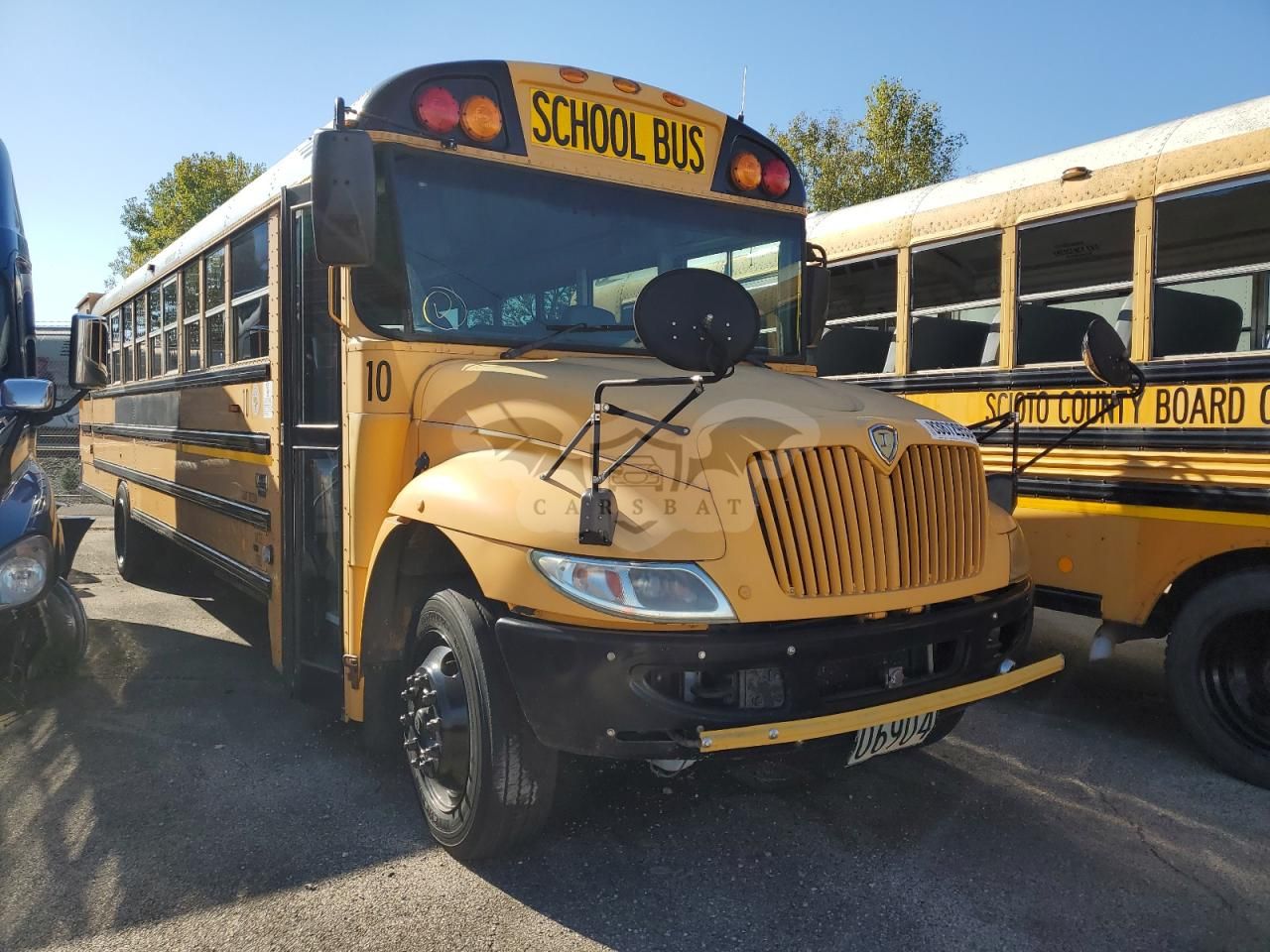IC Corporation CE Series CE 6.4L 8 2011