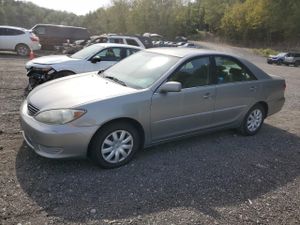 Toyota Camry LE 2.4L 4 2005