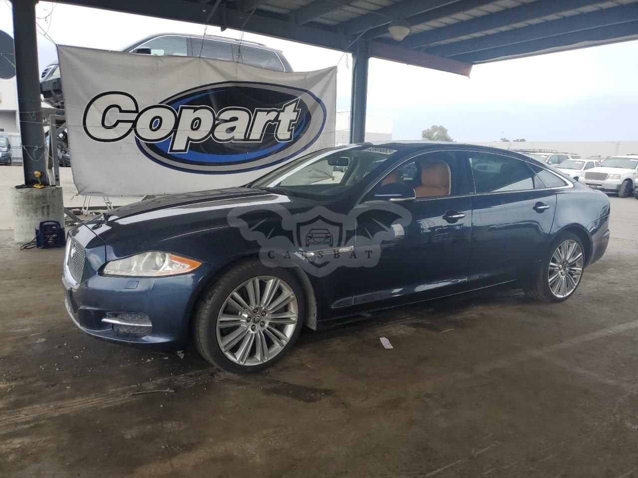 Jaguar XJ SUPERCHARGED 5.0L 8 2011