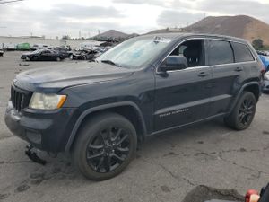 Jeep Grand Cherokee LAREDO 5.7L 8 2013