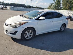 Hyundai Elantra SE 1.8L 4 2014
