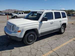 Jeep Patriot SPORT 2.4L 4 2015
