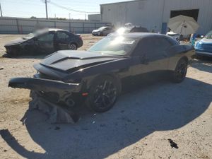 Dodge Challenger SXT 3.6L 6 2021