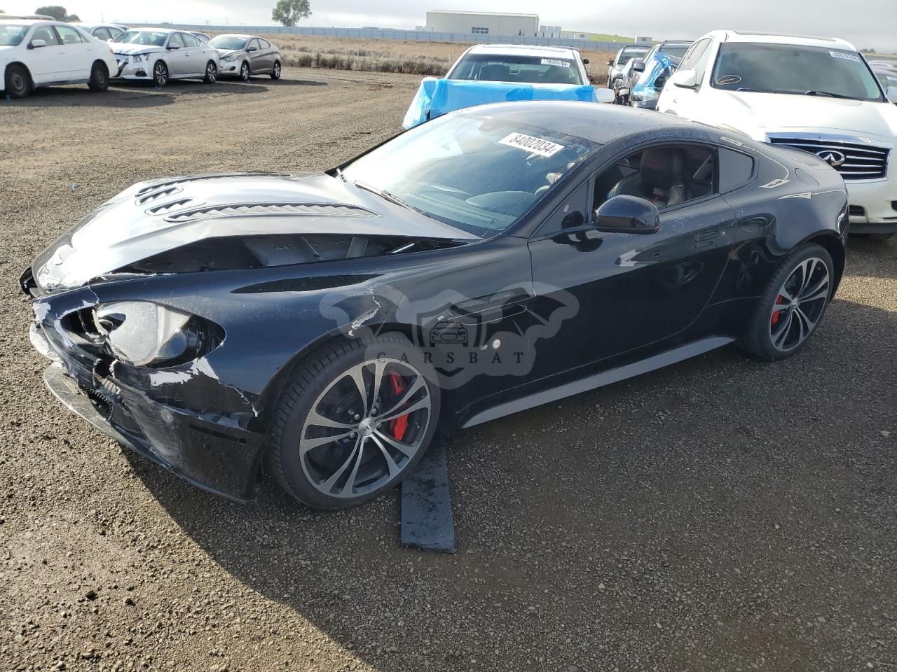 Aston Martin Vantage 5.9L 12 2015