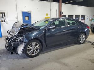 Hyundai Sonata SE 2.4L 4 2013