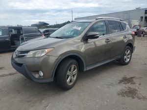 Toyota Rav4 XLE 2.5L 4 2015