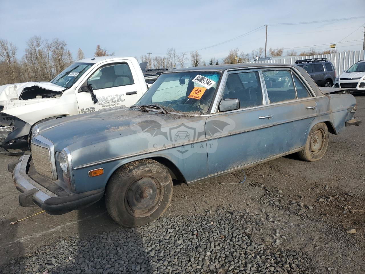 Mercedes-Benz 240 1975