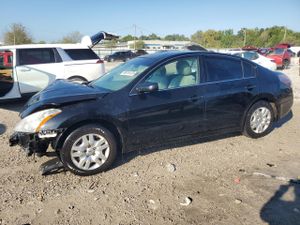 Nissan Altima BASE 2.5L 4 2010