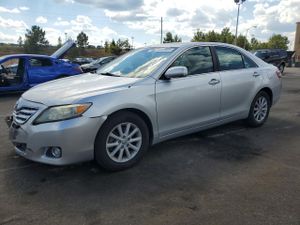 Toyota Camry BASE 2.5L 4 2011