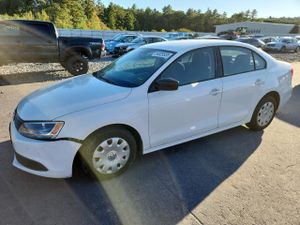 Volkswagen Jetta BASE 2.0L 4 2013