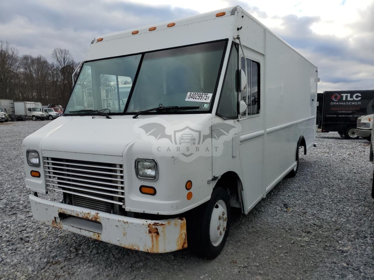 Freightliner Business Class M2 M LINE WALK-IN VAN 6.7L 6 2009