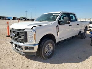 Ford F-250 SUPER DUTY 6.7L 8 2024