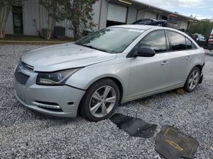 Chevrolet Cruze LS 1.8L 4 2013