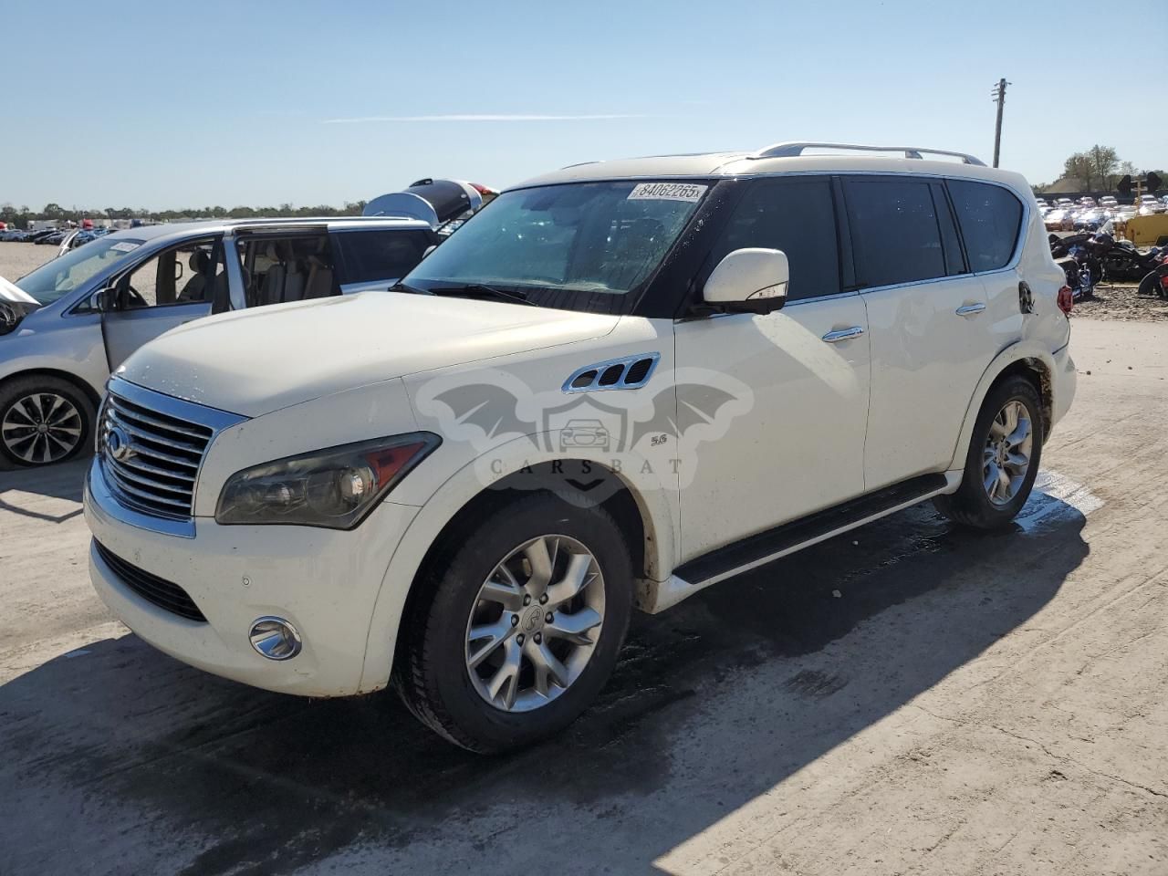 Infiniti QX80 5.6L 8 2014