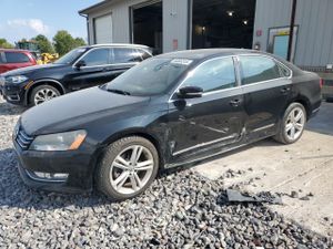 Volkswagen Passat SEL 2.0L 4 2013