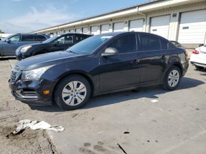 Chevrolet Cruze LS 1.8L 4 2015