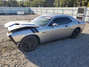 Dodge Challenger SXT 3.6L 6 2015