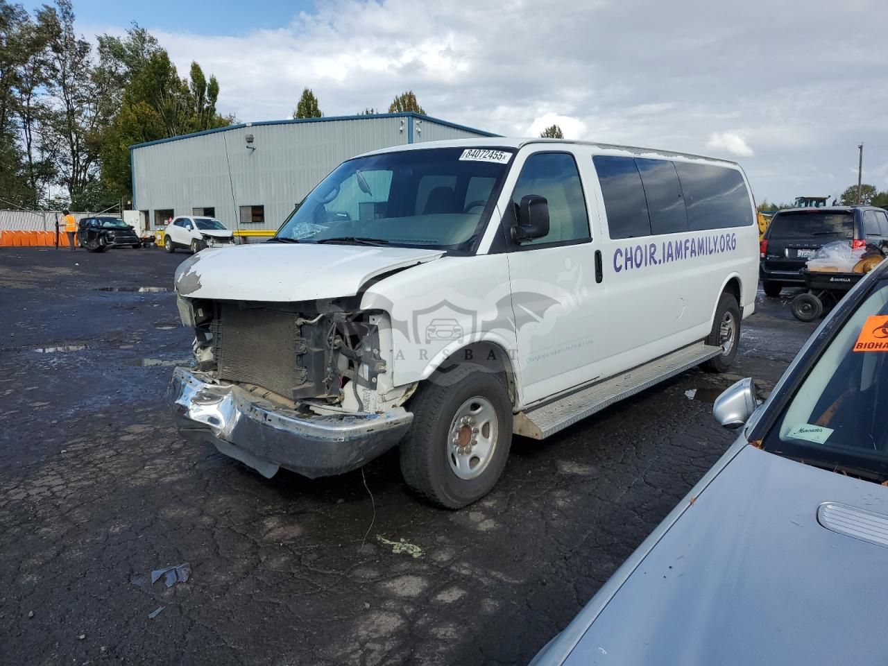 GMC Savana G3500 6.0L 8 2009