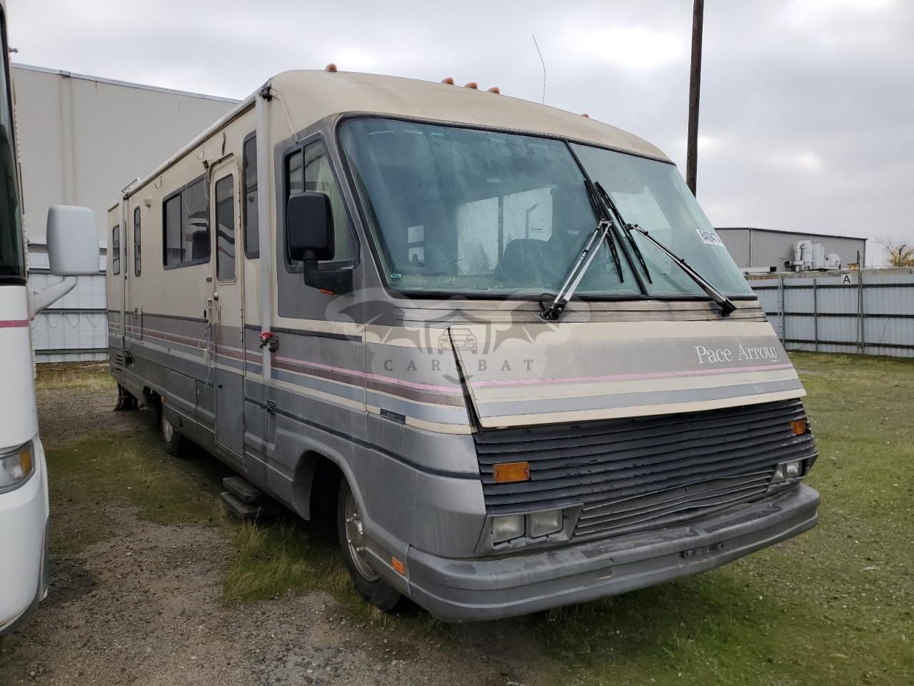 Chevrolet P30 7.4L 8 1990