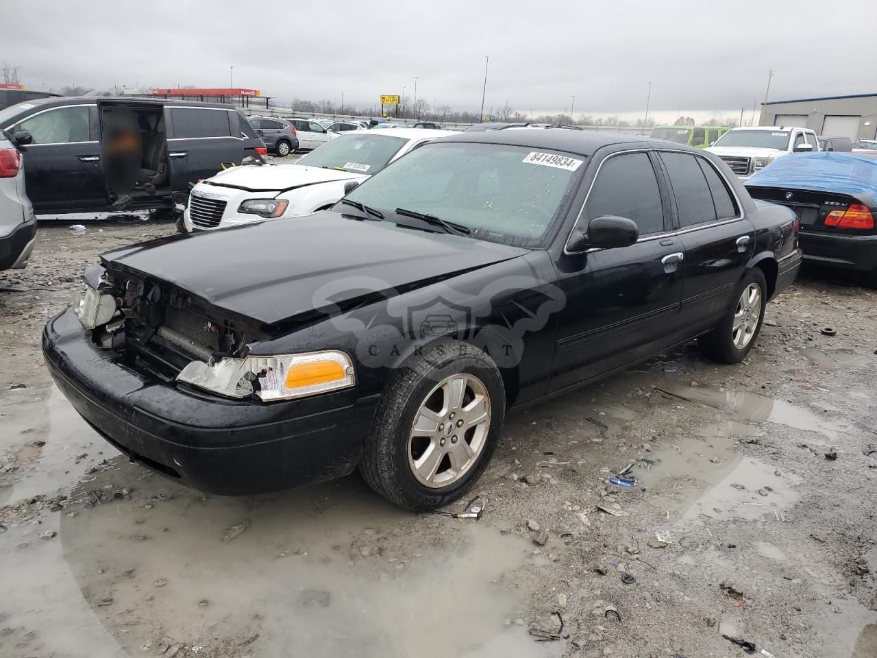 Ford Crown 4.6L 8 2011
