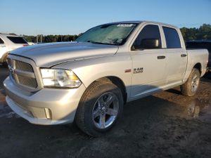 RAM 1500 ST 5.7L 8 2013