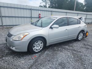 Nissan Altima BASE 2.5L 4 2012