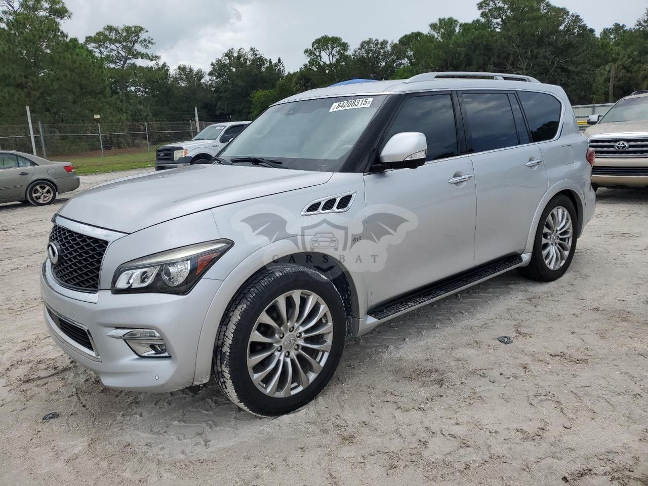 Infiniti QX80 5.6L 8 2015
