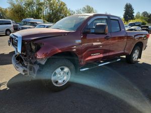 Toyota Tundra DOUBLE CAB SR5 5.7L 8 2010