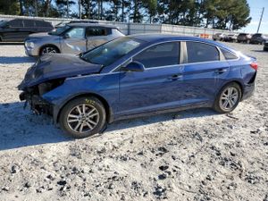Hyundai Sonata SE 2.4L 4 2015