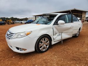 Toyota Avalon BASE 3.5L 6 2011