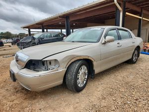 Lincoln Town Car SIGNATURE LIMITED 4.6L 8 2009