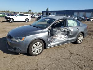 Volkswagen Jetta BASE 2.0L 4 2012